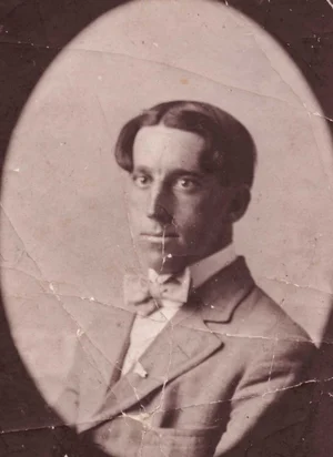 SCP-014 콘크리트 맨 - 최초 수용 이전에 촬영된 로버트 체트포드의 사진