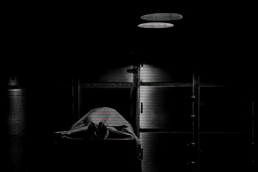 SCP-022 영안실 - 보안 카메라로 촬영된 변칙 영안실 내부